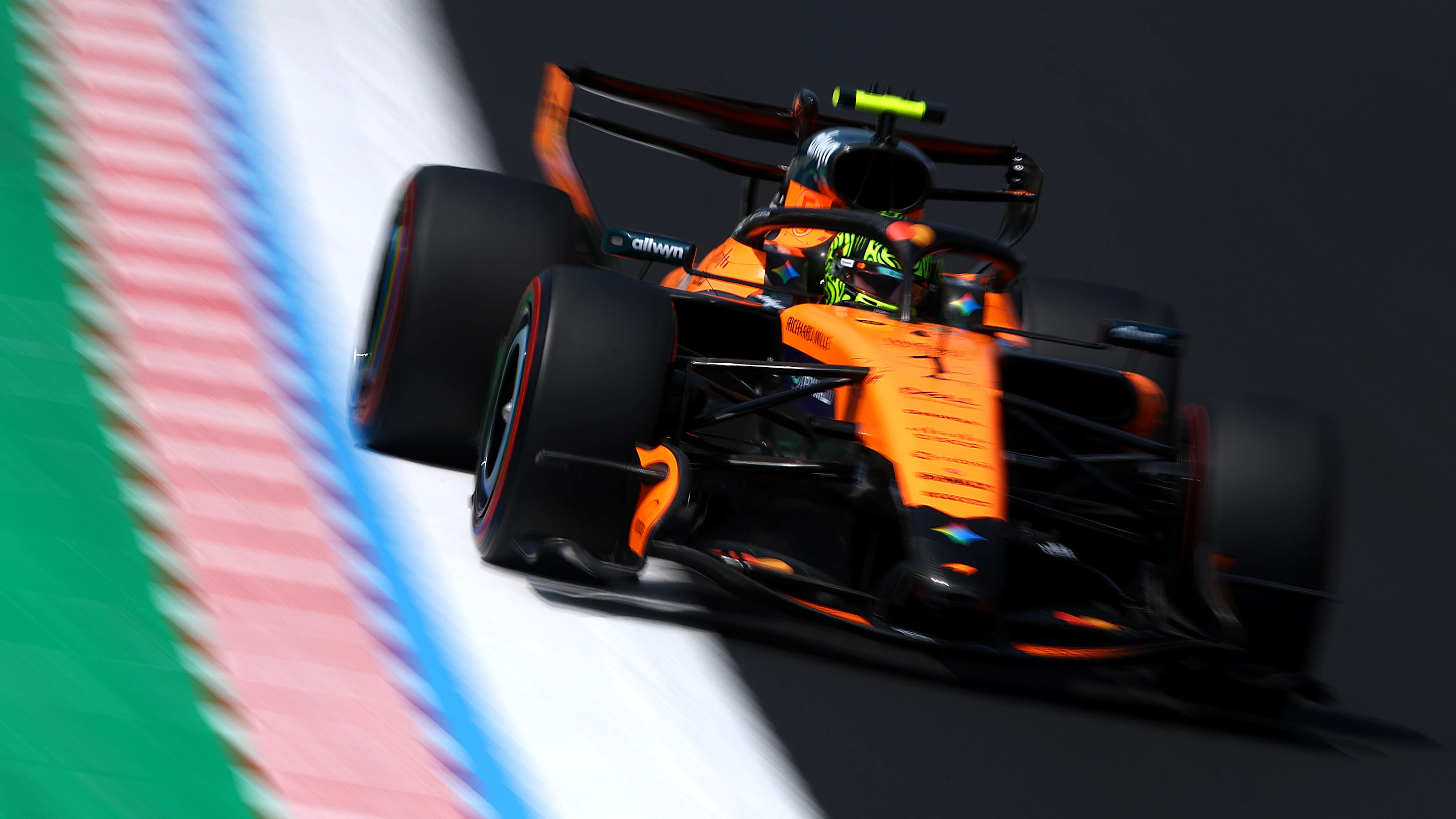McLaren 官方 YouTube